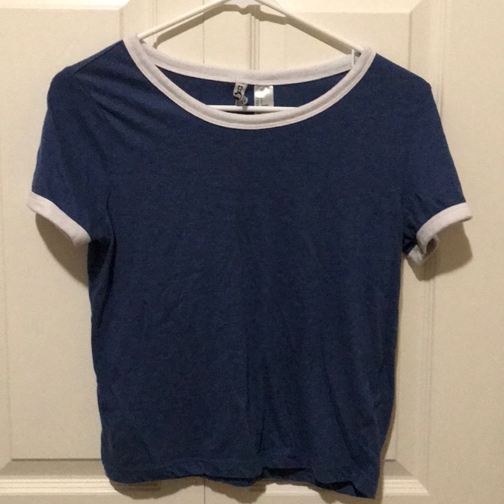 I’m selling a shirt from HnM